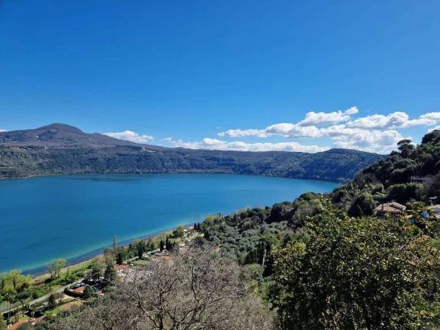 Prestigiosa villa in vendita viale bruno buozzi 4, Castel Gandolfo, Lazio