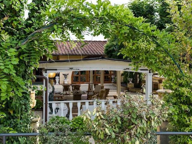 Prestigiosa villa in affitto a San Donato in Collina