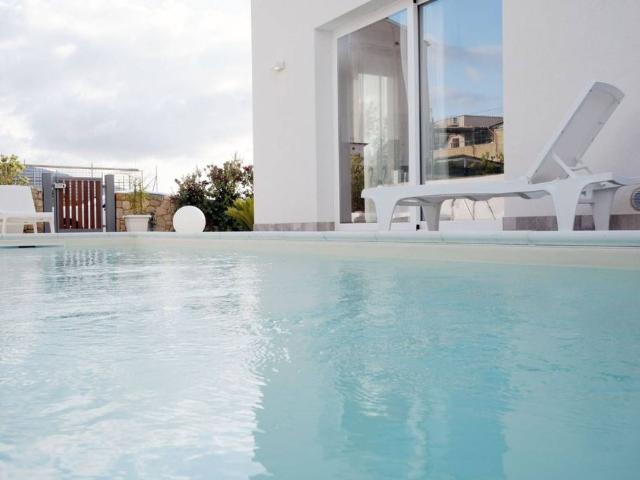 Prestigiosa villa in affitto Via Cornino, Custonaci, Trapani, Sicilia
