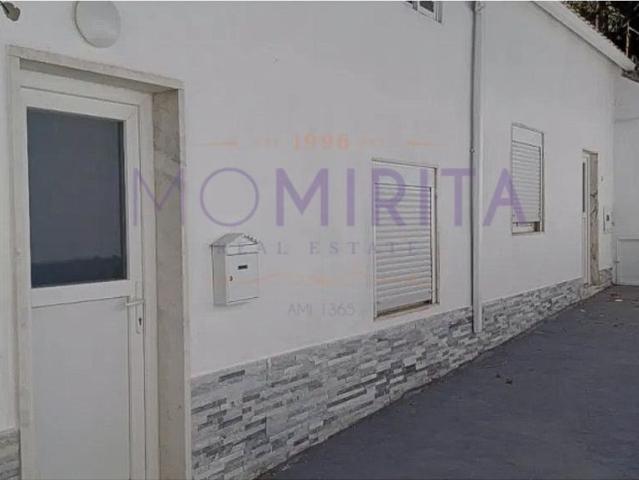 Prestigiosa casa de 160 m² à venda Ajuda, Lisboa