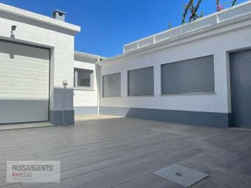 Casa de 212 m² à venda Almada, Setúbal