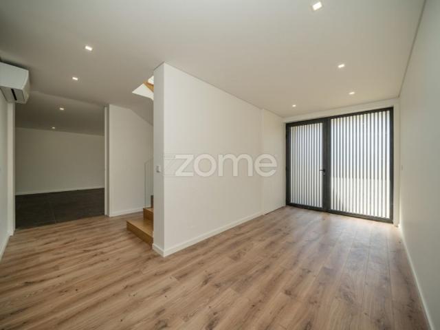 Prestigiosa casa de 250 m² à venda Braga, Portugal