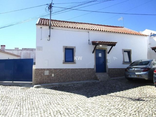 Casa de 296 m² à venda Óbidos, Leiria