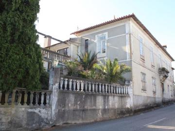 Casa de 814 m² à venda Santa Maria da Feira, Aveiro