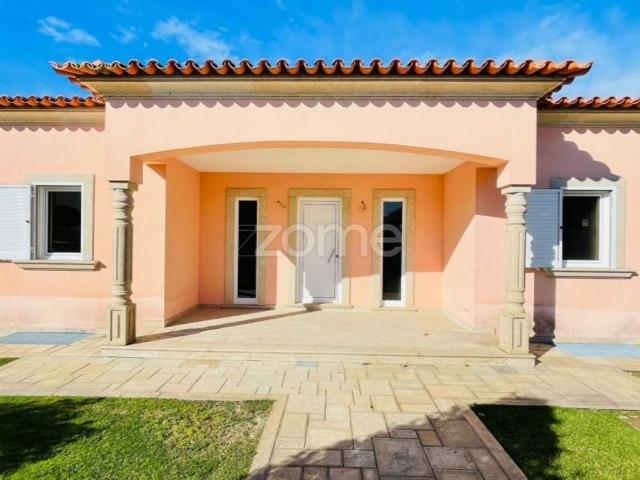 Prestigiosa casa de 456 m² à venda Vila Nova de Famalicão, Braga