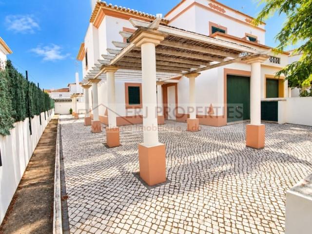 Prestigiosa casa de 145 m² à venda Vila Real de Santo António, Portugal