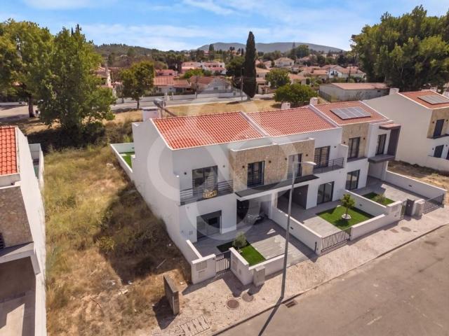 Prestigiosa casa de 153 m² à venda Maca, Sesimbra, Setúbal