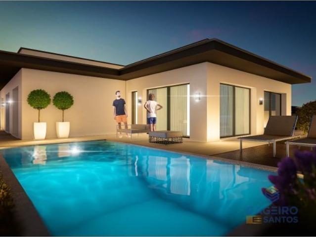 Prestigiosa casa de 155 m² à venda Alfeizerao, Alcobaça, Leiria