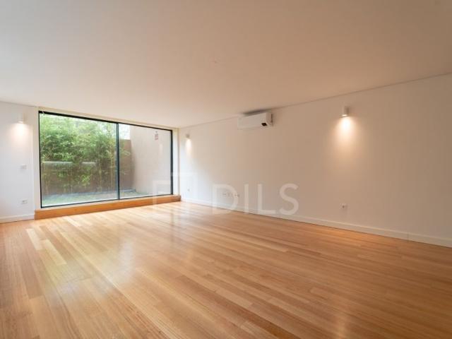 Prestigiosa casa de 168 m² à venda Matosinhos Sul, Matosinhos, Porto