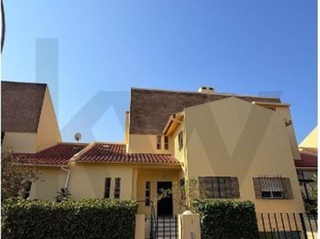 Prestigiosa casa de 170 m² para alugar Oeiras, Portugal