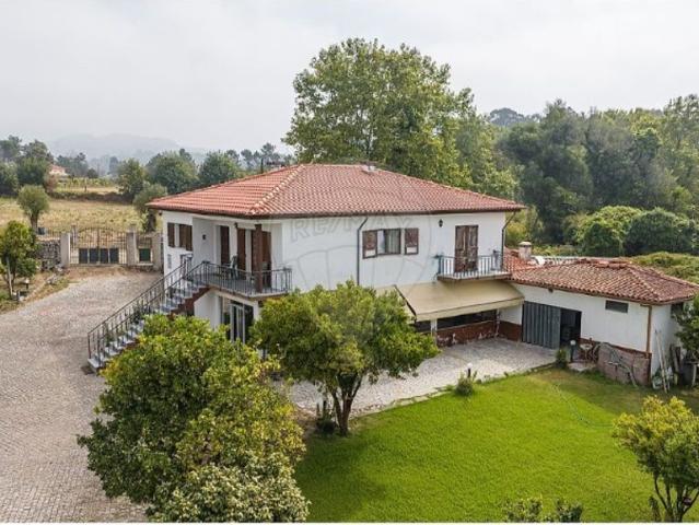Prestigiosa casa de 171 m² à venda Amares, Braga