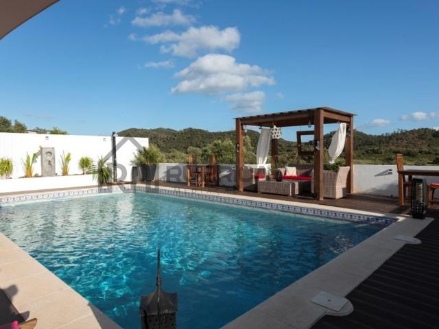Casa de 174 m² à venda Besteiros, Loulé, Faro