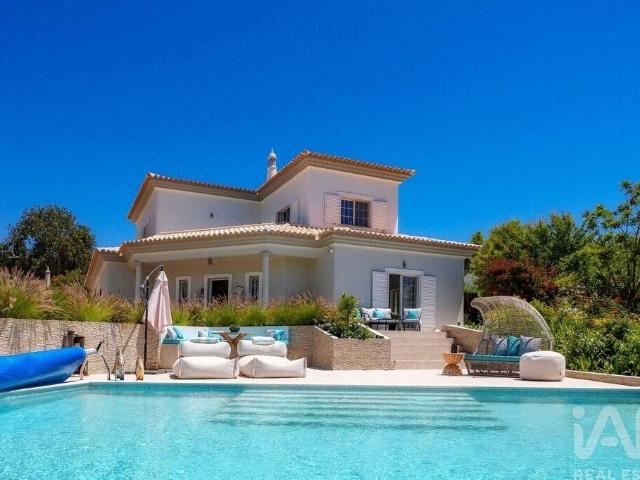 Prestigiosa casa de 175 m² à venda Loulé, Portugal
