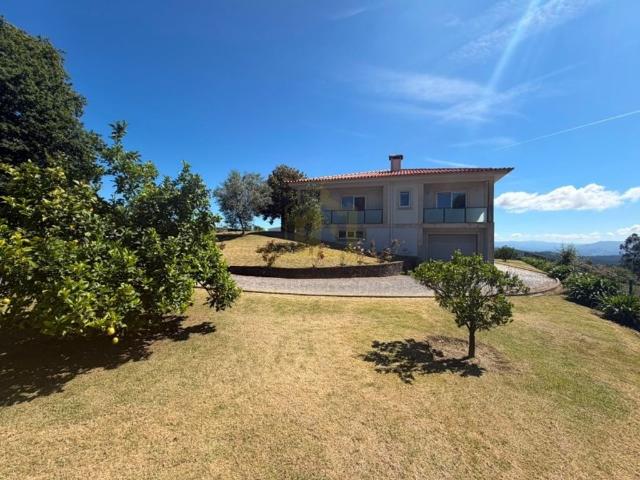 Prestigiosa casa de 1091 m² à venda Braga