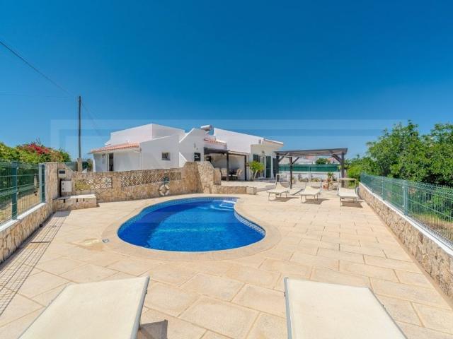 Prestigiosa casa de 134 m² à venda Albufeira, Faro