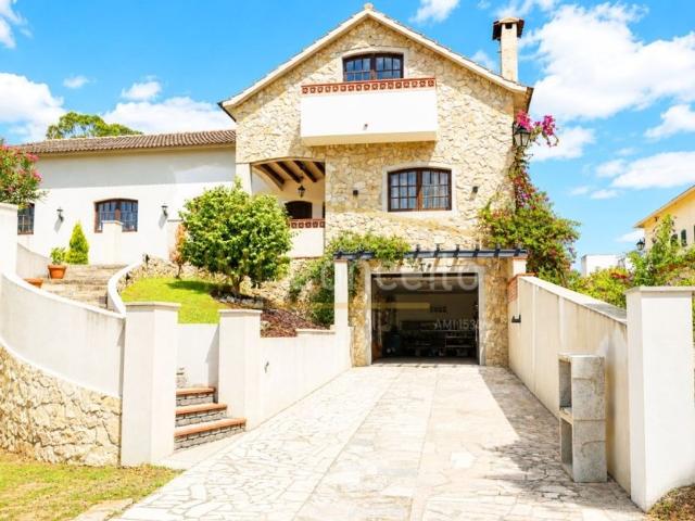 Prestigiosa casa de 240 m² à venda Torres Novas, Santarém