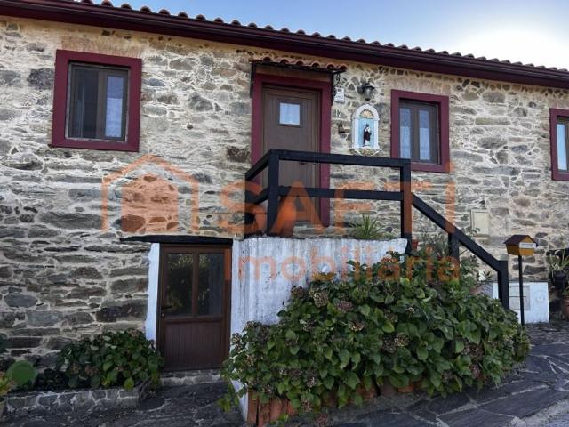 Prestigiosa casa de 257 m² à venda Vila de Rei, Castelo Branco