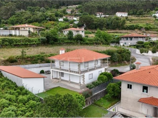 Prestigiosa casa de 260 m² à venda Vila Nova de Famalicão, Portugal
