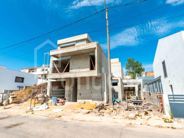 Prestigiosa casa de 275 m² à venda Odivelas, Lisboa