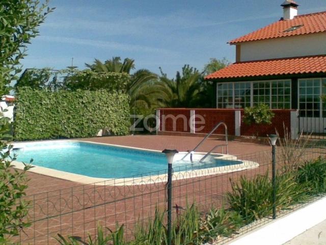 Prestigiosa casa de 276 m² à venda Santarém