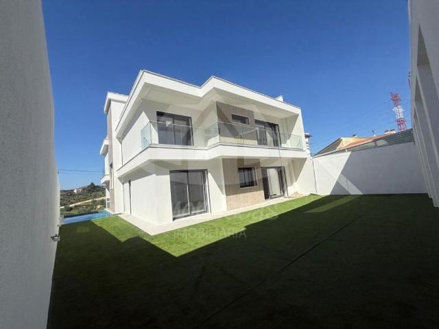 à venda Casa Exclusiva de 282 m2, Loures, Portugal