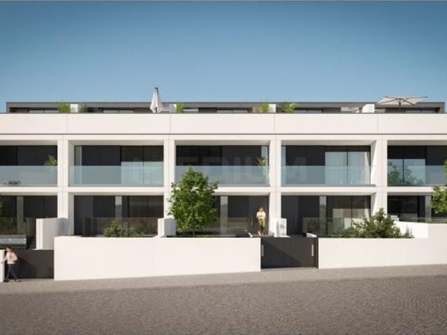 Prestigiosa casa de 290 m² à venda Maia, Portugal