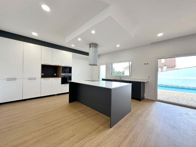 Casa de luxo de 294 m² à venda Brejos de Azeitao, Setúbal