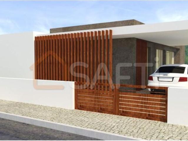 Prestigiosa casa de 200 m² à venda Caldas da Rainha, Leiria