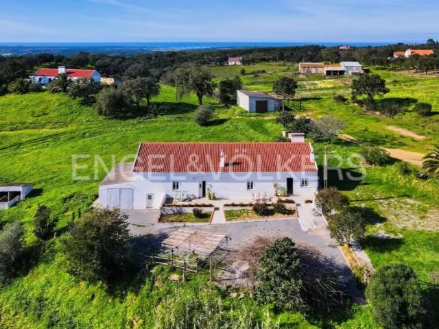 Prestigiosa casa de 209 m² à venda Santiago do Cacém, Setúbal