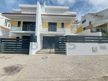 Prestigiosa casa de 212 m² à venda Amadora, Portugal