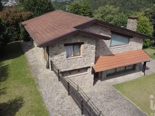 Prestigiosa casa de 223 m² à venda Várzea, Viseu