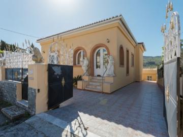 Prestigiosa casa de 220 m² à venda Loures, Portugal