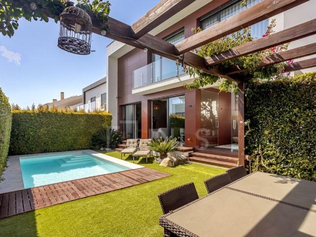 Prestigiosa casa de 233 m² à venda Carcavelos, Cascais, Lisboa