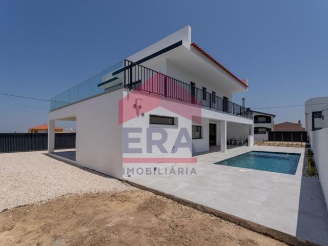 Casa de 230 m² à venda Torres Vedras, Lisboa