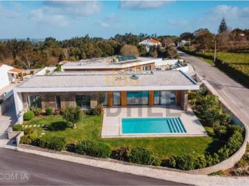 Prestigiosa casa de 236 m² à venda Caldas da Rainha, Portugal