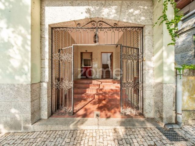 Prestigiosa casa de 350 m² à venda Guimarães, Braga