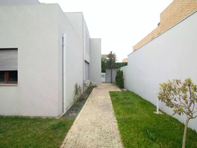 Prestigiosa casa de 357 m² à venda Matosinhos, Portugal