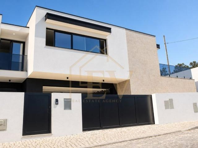 Prestigiosa casa de 354 m² à venda Guimarães, Portugal