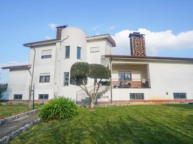 Casa de 392 m² à venda Vila Nova de Cerveira, Viana do Castelo