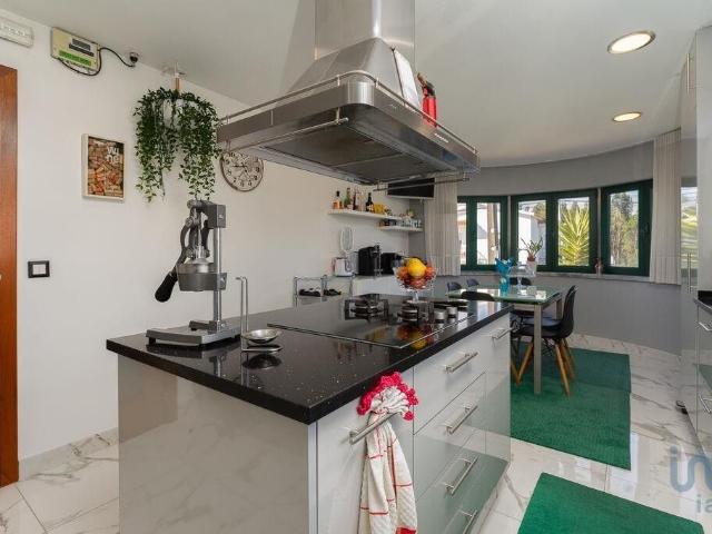 Prestigiosa casa de 396 m² à venda Caldas da Rainha, Portugal