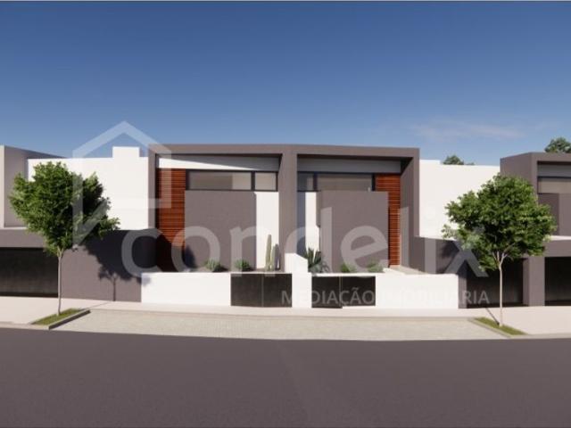 Prestigiosa casa de 300 m² à venda Espinho, Portugal
