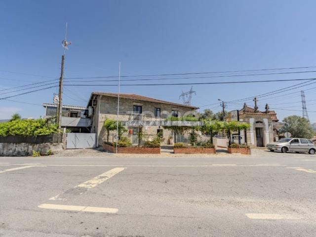 Prestigiosa casa de 300 m² à venda Póvoa de Lanhoso, Braga