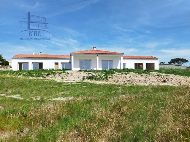 Casa de 313 m² à venda Praia Almagreira, Peniche, Leiria