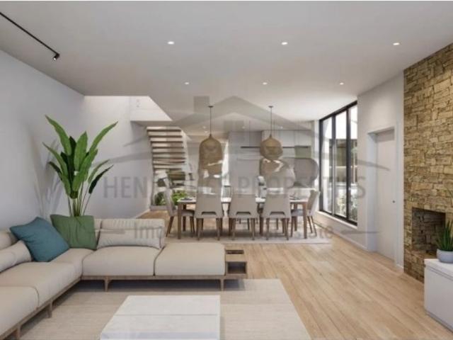 Prestigiosa casa de 336 m² à venda Faro, Portugal
