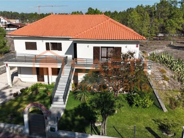 Prestigiosa casa de 468 m² à venda Alcobaça, Portugal