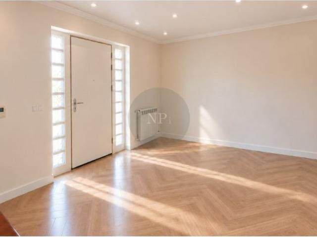 Prestigiosa casa de 468 m² à venda Loures, Lisboa