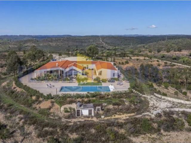 Prestigiosa casa de 497 m² à venda Bensafrim, Lagos, Faro