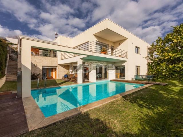 Prestigiosa casa de 400 m² à venda Braga