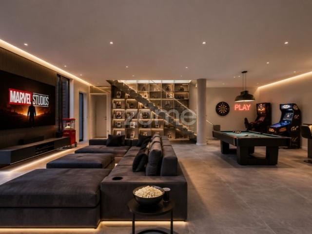 Prestigiosa casa de 405 m² à venda Espinho, Portugal