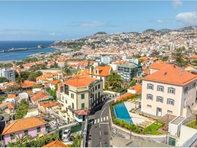 Casa de 589 m² à venda Funchal, Portugal